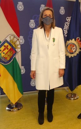 La Magistrada Carmen Araujo el pasado 15 de octubre tras ser condecorada con la Cruz con Distintivo Blanco en la Jefatura Superior de Policía de La Rioja.