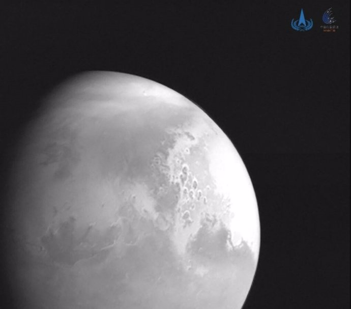 Foto de Marte enviada por la sonda china Tianwen 1