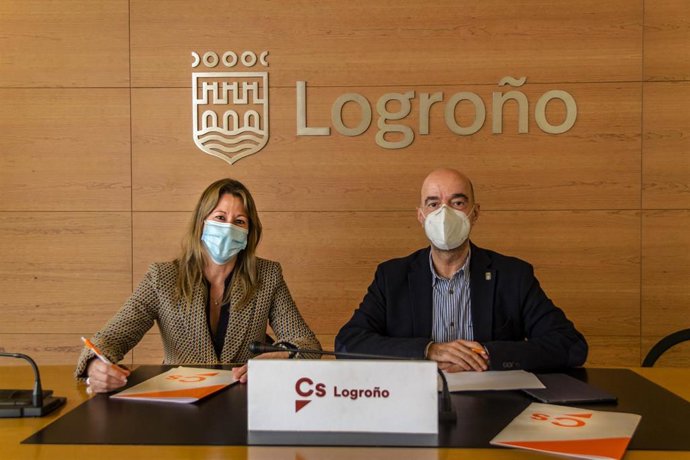 Ignacio Tricio y la vicealcaldesa de Lardero, Marta Gómez