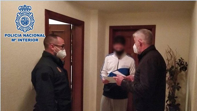 Nota De Prensa: "La Policía Nacional Consigue Identificar Y Sancionar A Una Persona Por Saltarse El Cierre Perimetral Y Publicarlo Jáctandose De Ello En Redes Sociales"