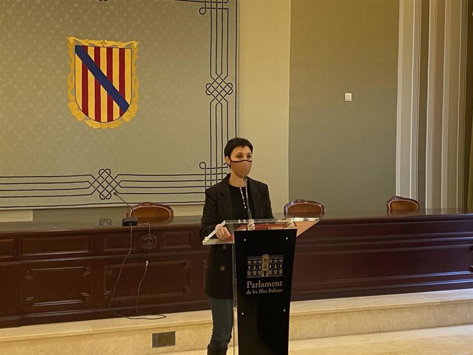 La portavoz parlamentaria del PSIB, Silvia Cano.