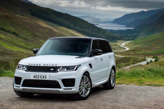 Range Rover Sport.