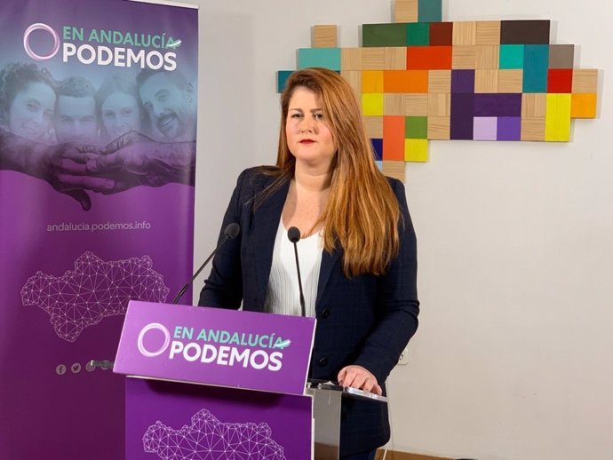 La coportavoz de Podemos Andalucía Susana Serrano, en rueda de prensa.