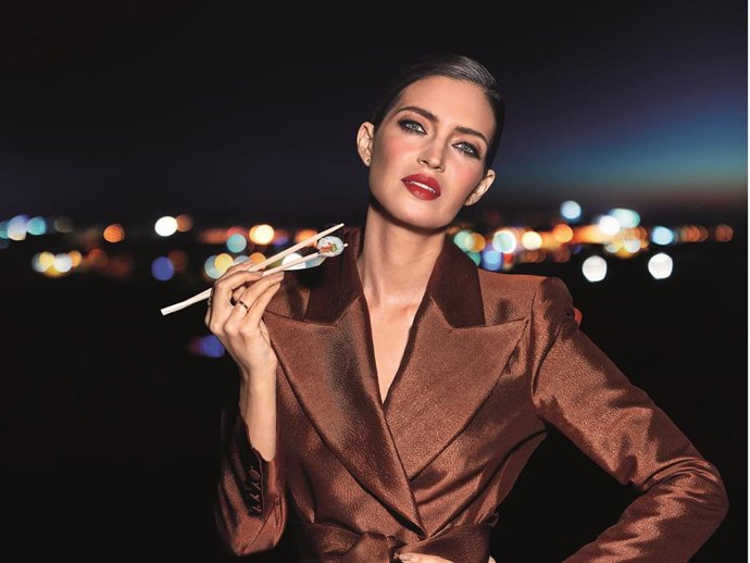 Sara Carbonero para la campaña L'OREAL