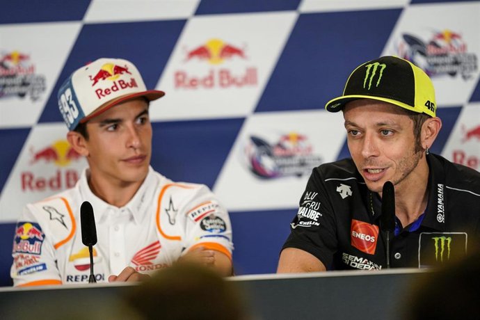Valentino Rossi junto a Marc Márquez en una rueda de prensa del Mundial