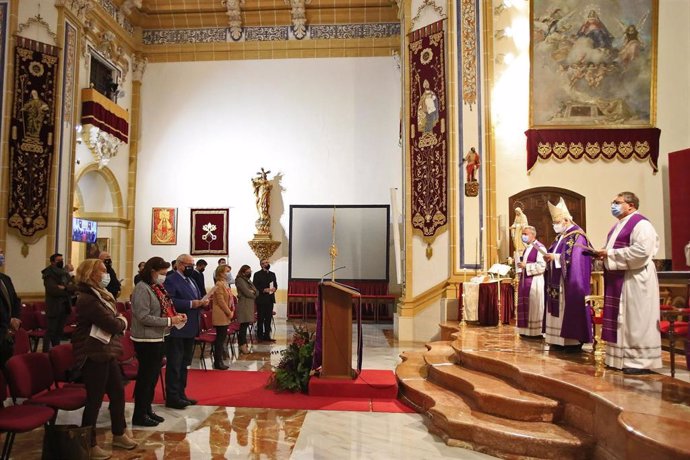 El obispo de la Diócesis de Cartagena, José Manuel Lorca Planes, ofrece el pregón de Adviento y Navidad de la UCAM
