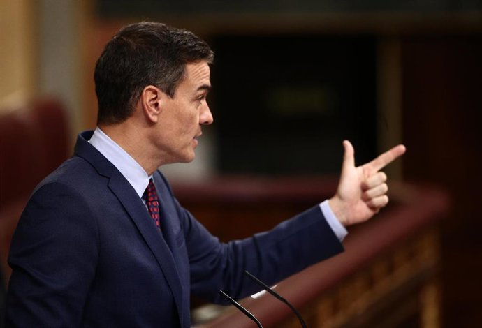 El presidente del Gobierno, Pedro Sánchez, en el Pleno del Congreso