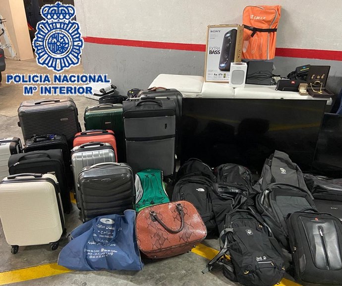 Efectos intervenidos en una operación policial contra robos