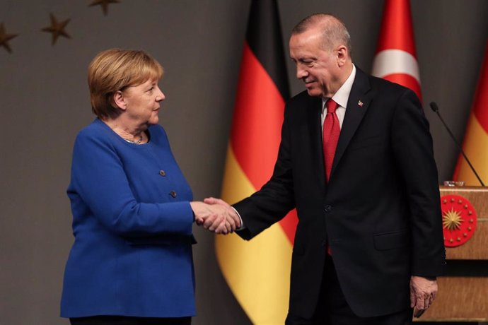 La canciller alemana, Angela Merkel, y el presidente turco, Recep Tayyip Erdogan.