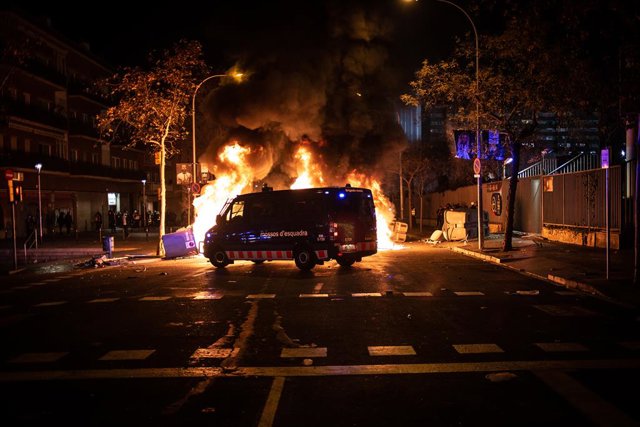 Incidents després de la manifestació de Tsunami Democratic pel partit FC Barcelona-Reial Madrid al Camp Nou, el 18 de desembre del 2019, imatge d'arxiu