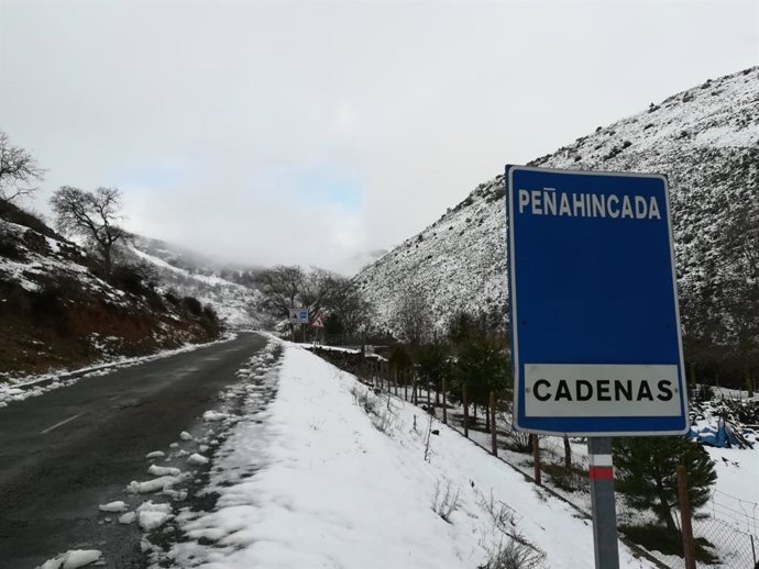 El puerto de Peña Hincada en La Rioja precisa cadenas para circular