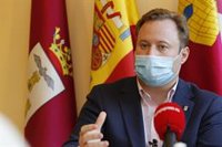 El alcalde de Albacete, de Cs, contrató irregularmente con su propia empresa ocultando ser accionista