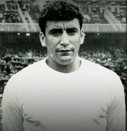 Pachín con la camiseta del Real Madrid