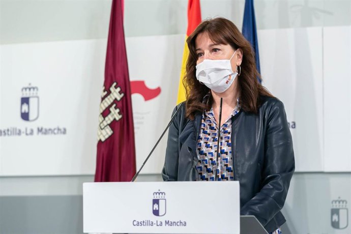 La Consejera De Igualdad Y Portavoz Del Gobierno Regional, Blanca Fernández, Comparece En Rueda De Prensa En El Palacio De Fuensalida, Para Informar Sobre Los Acuerdos Del Consejo De Gobierno.
