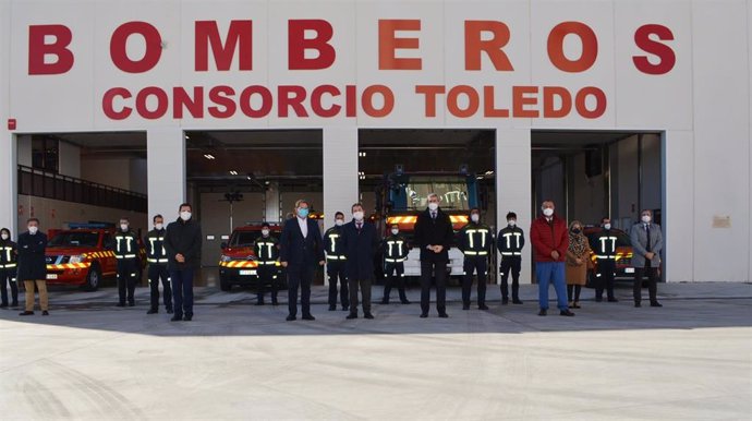 (Nota De Prensa, Cortes De Voz Y Fotogrtafías) Inauguración Parque De Bomberos De Orgaz