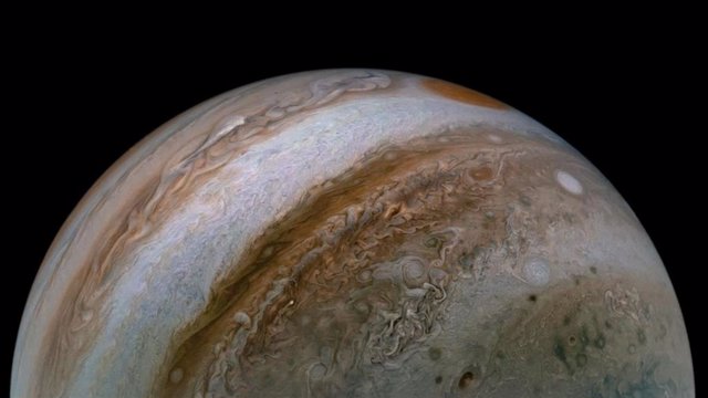 Corrientes en chorro sobre Júpiter captadas en diciembre por la misión Juno de la NASA