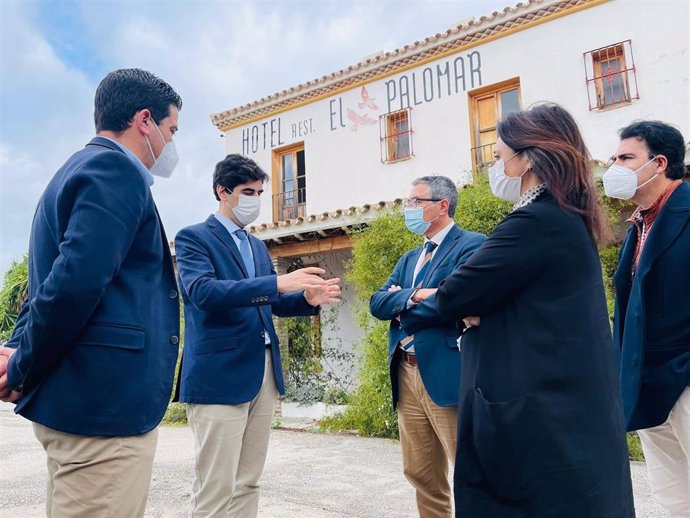 La Diputación de Málaga rehabilitará un albergue de Coín para usuarios de la Gran Senda