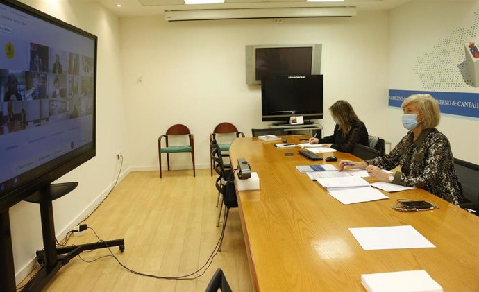 La consejera de Educación y Formación Profesional, Marina Lombó, participa en la reunión telemática de la Conferencia Sectorial de Educación, presidida por la ministra de Educación y Formación Profesional, Isabel Celaá