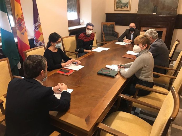 Reunión de la junta de portavoces de Jaén, a la que también ha asistido el alcalde, Julio Millán