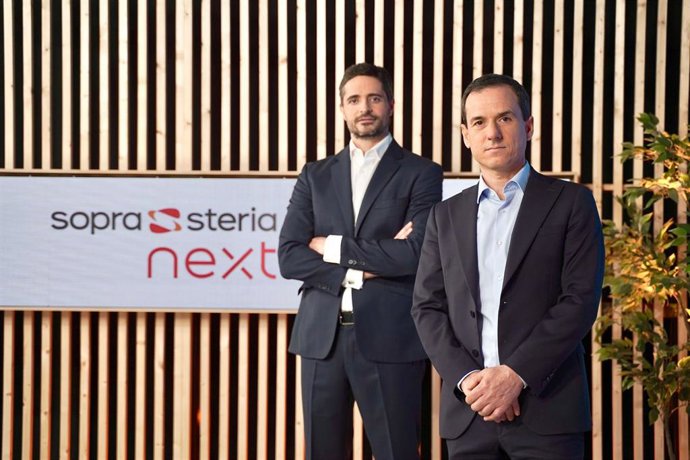 Antonio Peñalver, director general de Sopra Steria, (dcha.) y Carlos Morón, director de Sopra Steria Next (izq.)