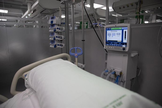 Una UCI del Hospital de Emergencia Covid-19, construido en el antiguo Hospital Militar Vigil de Quiñones