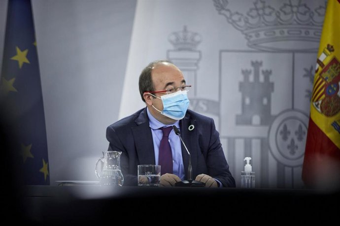 El ministro de Política Territorial y Función Pública, Miquel Iceta durante una rueda de prensa tras la reunión del Consejo Interterritorial del Sistema Nacional de Salud, en Madrid (España), a 10 de febrero de 2021.