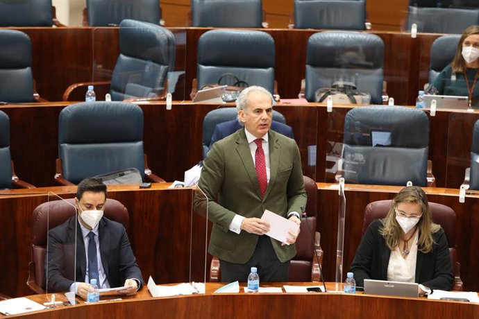 El consejero de Sanidad en la Comunidad de Madrid, Enrique Ruiz Escudero en la Asamablea de Madrid
