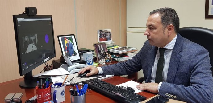 Ricardo Sánchez se reúne de forma telemática con responsables del 112