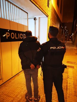 El detenido por numerosos robos con fuerza en locales de Palma.