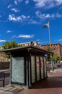 Quiosco de prensa cerrado en Logroño