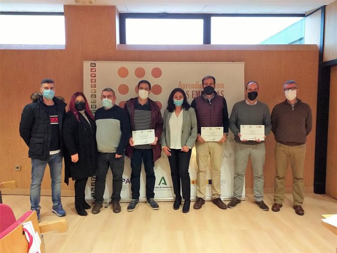 Educación reconoce a tres IES por colaborar en el Campeonato Autonómico de FP 'Andalucía Skills'.