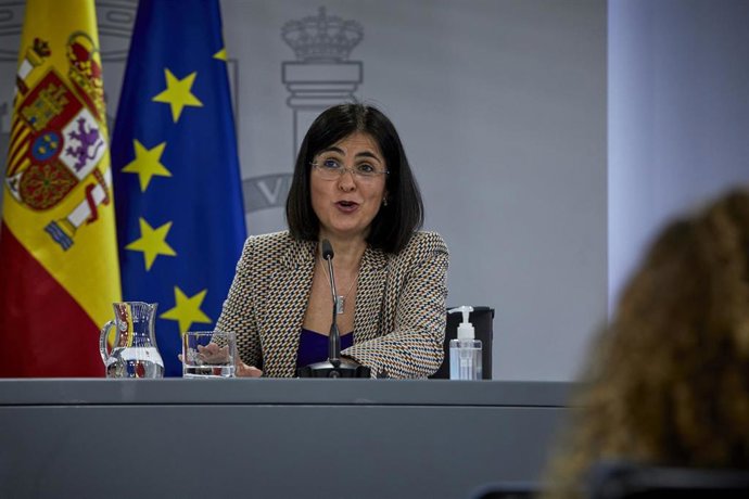 La ministra de Sanidad, Carolina Darias durante una rueda de prensa tras la reunión del Consejo Interterritorial del Sistema Nacional de Salud, en Madrid (España), a 10 de febrero de 2021.
