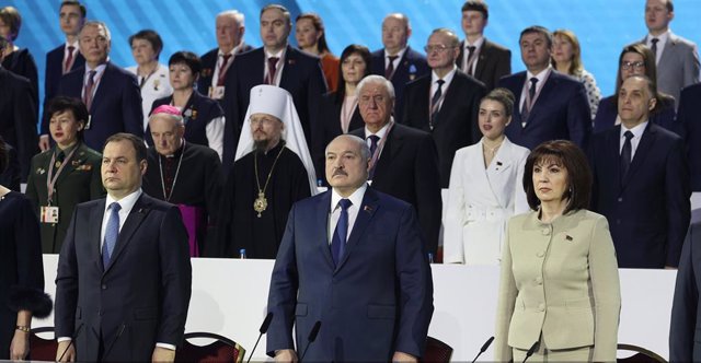 Aleksandr Lukaixenko inaugura l'Assemblea del Poble