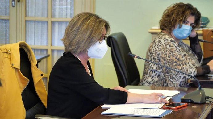 La diputada del PP Assumpció Pons, durante el debate.