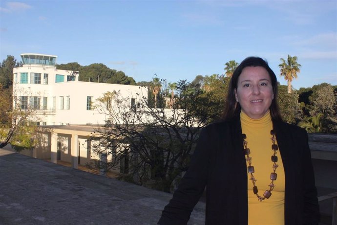 La vicerrectora de Relaciones Internacionales y Cooperación para el Desarrollo de la UA, Rosa María Martínez Espinosa