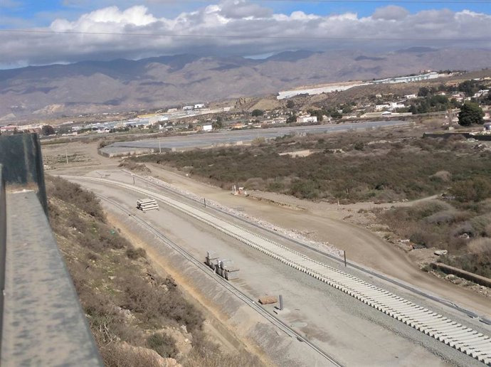 Obras en el tramo del Río Andarax