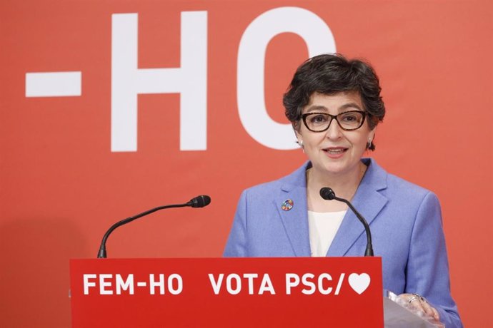 La ministra de Asuntos Exteriores, Arancha González Laya, en un mitin telemático del PSC en el marco de la campaña electoral del 14F.