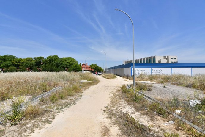 [Sevilla] Ayuntamiento De Tomares: Nota De Prensa Y 3 Fotos (Tomares Incrementa En Sólo Dos Años Un 30% Las Partidas En Políticas Sociales, Reactivación Económica Y Fomento Del Empleo Para Hacer Frente Al Covid)