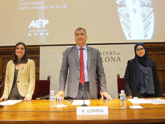 El expresidente del Ecuador, Rafael Correa, en una conferencia en Barcelona