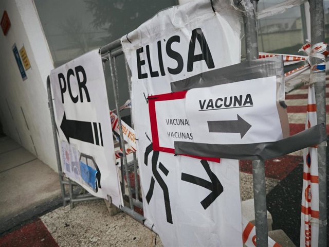 Indicadores de vacunación y de realización de test antígenos y PCR de detección del COVID-19 en el Recinto ferial de Navarra (REFENA)