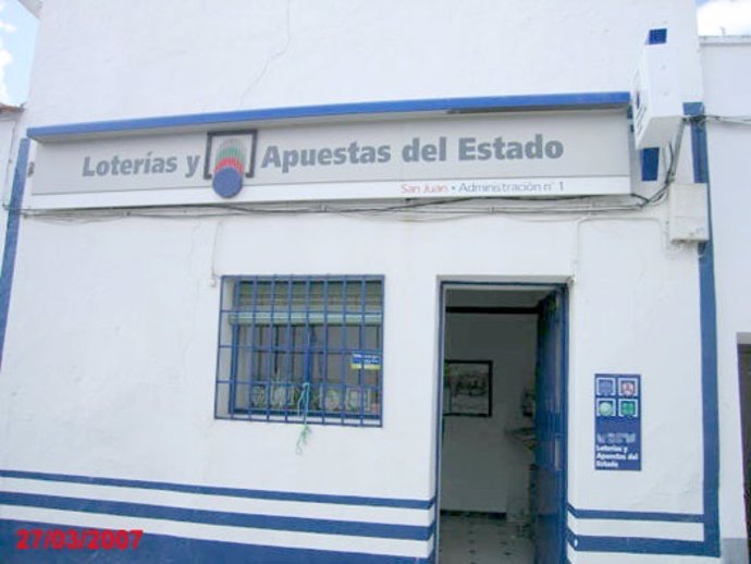 Administración de loterías de La Roca de la Sierra.