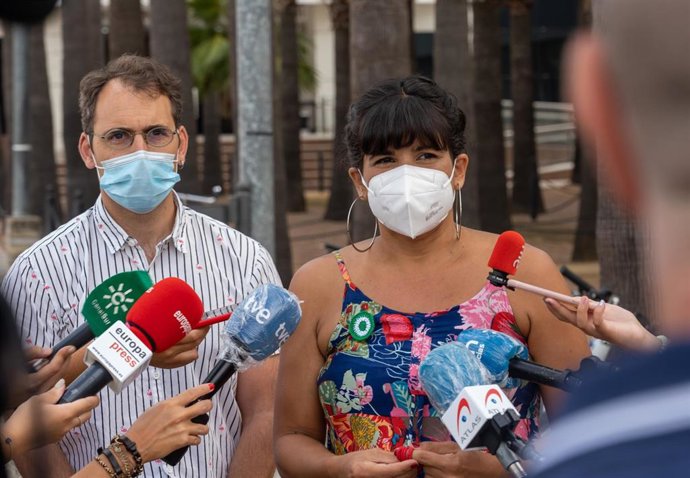 Teresa Rodríguez y Toni Valero, antes del acto de Blas Infante en una imagen de archivo.