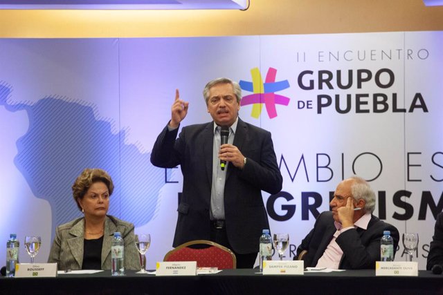 Alberto Fernández y Dilma Rousseff en una reunión del Grupo de Puebla en Buenos Aires