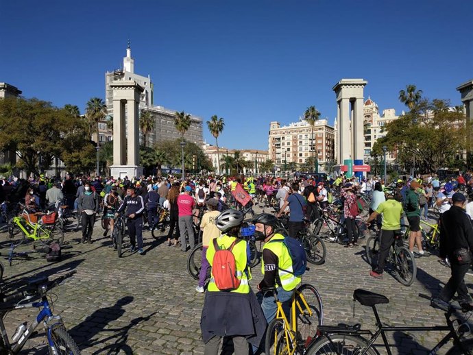Una 'bicifestación' recorre Málaga este domingo para pedir una ciudad "sostenible" con red de carriles bici segura
