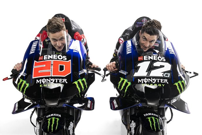 Los pilotos Fabio Quartararo y Maverick Viñales (Monster Energy Yamaha MotoGP) en la presentación del equipo para el Mundial 2021 de MotoGP