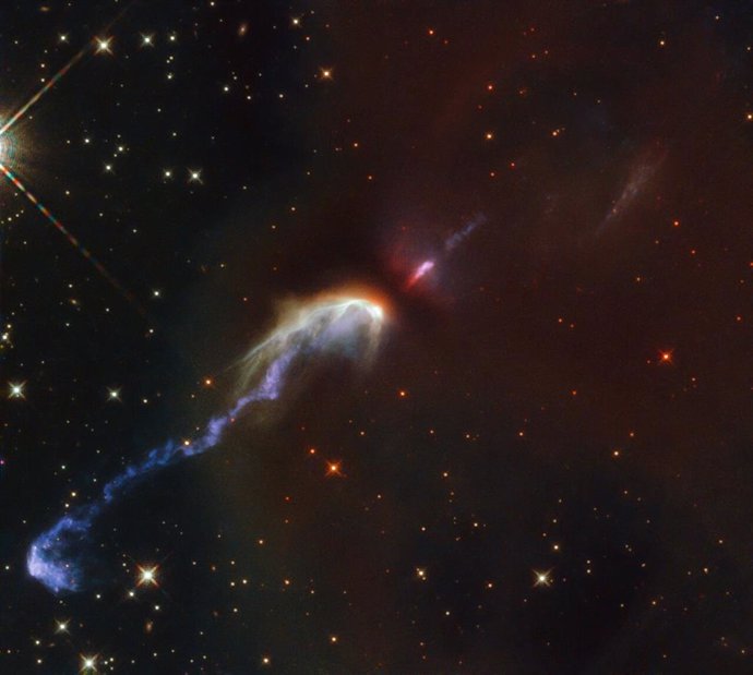 Dos objetos de Herbig-Haro captados por Hubble a 1.400 años luz
