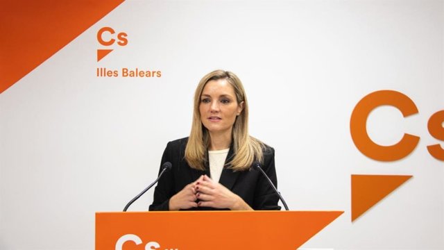 La coordinadora autonómica de Ciudadanos (Cs) Baleares y portavoz del grupo parlamentario, Patricia Guasp, en una rueda de prensa.