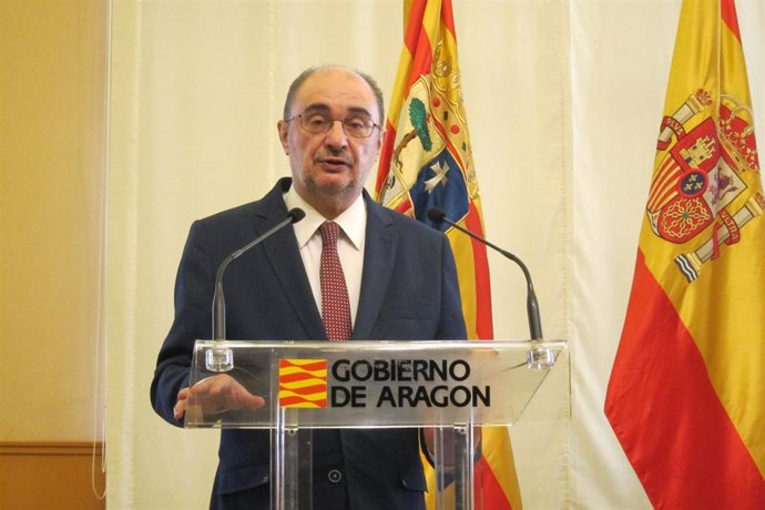 El presidente de Aragón, Javier Lambán, en una intervención ante la prensa