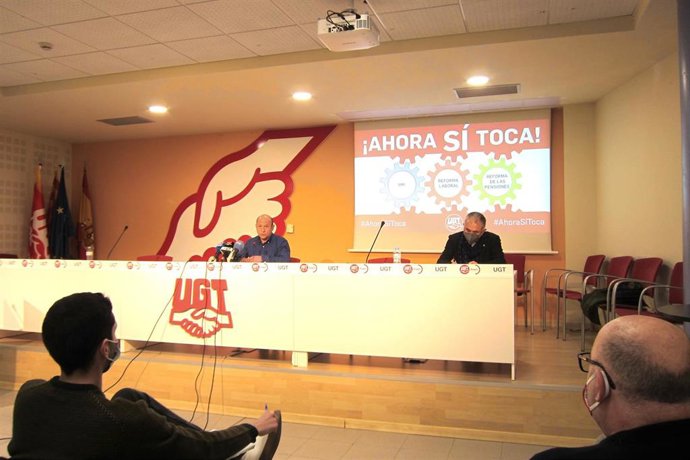 Daniel Alastuey y Pepe Álvarez en la rueda de prensa de este lunes.