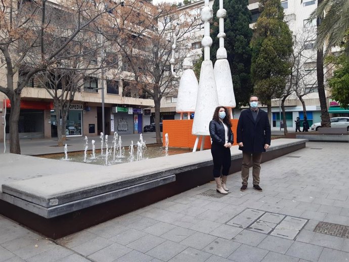 Cort pone en marcha la fuente de plaza París y comienza la reparación de la de Cardenal Reig.